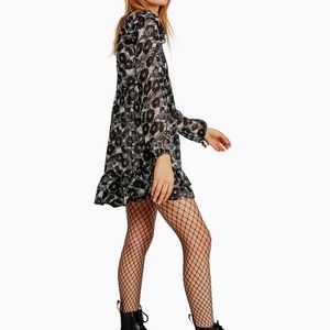 Free People Dresses - 🔥🔥FREE PEOPLE MINI DRESS🔥🔥 Free People Dresses - 🔥🔥FREE PEOPLE MINI DRESS🔥🔥